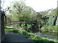 Footbridge over Water of Leith at Canonmills in EH3 5JZ