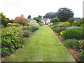 Formal borders, at High Garden, Kenton in EX6 8NX