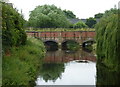 River Idle and the canal aqueduct in DN22 7TA