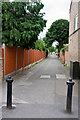 Footpath, Brodie Road in EN2 0BH