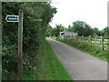Footpath Sign in Darmsden
