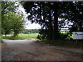 Footpath to New Farm & entrance to Church Farm in IP17 3RD