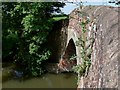 Taylor's Bridge crossing the Grand Union Canal in LE18 2RW