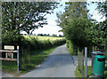 2010 : This way to the Village Hall in SN10 4PG