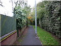 A path leading to Wentworth Way, East Hull in HU9 1HW