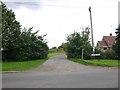 Driveway to Oxhill Farm from Kineton Road in CV35 0NZ