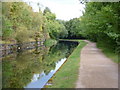 Walking along the Leeds to Liverpool Canal #28 in LS4 2PU