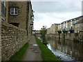 Walking along the Leeds to Liverpool Canal #334 in BD23 1PR