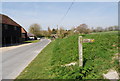 Footpath signposted to Wilmington in BN26 5RP
