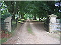 Driveway to Swerford Park Farm in OX7 4AR