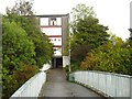 Footbridge over Jane's Brae in G67 4EN