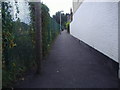 Footpath leading to Bounds Green Road in N22 5HX