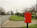 EIIR postbox at Spixworth, Norwich in NR6 7GG