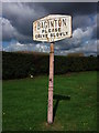 Old road sign, Stoneleigh Road, Baginton in CV8 3AD