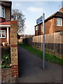 Public Footpath to Oakwood Park, London N14 in N14 6HT