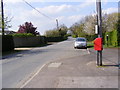 Scott's Lane & Bredfield Postbox in Debach
