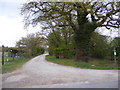 Footpath to the A12 Martlesham Bypass in IP5 3QX