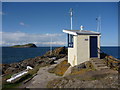 Coastal East Lothian : The Lookout Cabin near North Berwick Harbour in EH39 4LD