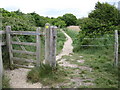 Footpath to Hook Park Road in Hook Park Estate