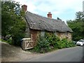 Thatched cottage, Middle Aston in OX25 5PX