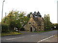 House by the old A420 in OX13 5PL