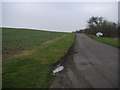 Drive and footpath up to Chapel Farm in NN7 2HP