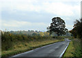 2011 : Minor road east between Alton Priors and Wilcot in SN8 4JU