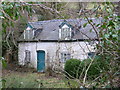 Old cottage to the rear of Tycrwyn Methodist chapel in SY22 5HY