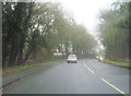 A413 entering Chalfont St Giles southbound in HP8 4AT