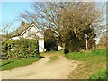 Public footpath and driveway, Thurne in NR29 3BX