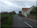 Road heading east towards Fenton Barns in EH39 5AJ