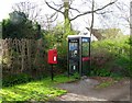 Leigh letterbox and telephone box in TN11 9DU