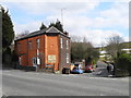 Luzley Road, Hazelhurst/Ashton-under-Lyne in OL6 9AJ