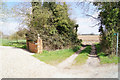 Footpath to Brick Kiln Copse in RG30 3SN