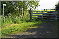 Footpath to Folly Farm in NN12 8LY