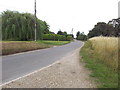 Looking up School Road from Upgate Common in NR9 5NN