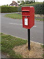 Hordle: postbox № SO41 190, Pegasus Avenue in SO41 0HS