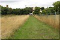 The footpath down to Lower Whitley Farm in OX2 9NX