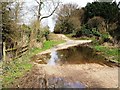 Solent Way footpath junction, Buttsash in SO45 3NJ