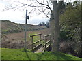 Footbridge and path off Hack's Drove, Baston in PE6 9PT