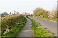 Footpath and road from Holywell towards Needingworth in PE27 4UE