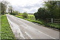 Approaching Great Milton along Lower End in OX44 7NF