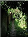 Footpath to Hurstpierpoint in BN6 9QY