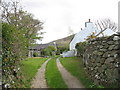 Farm road past Fron Chwith in Llanddeiniolen Community