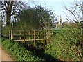 Footbridge and path to Revesby Abbey Earthworks in Revesby