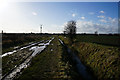 Farm track off Neat Marsh Road in HU9 5JJ