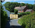 Cottages along Otherton Lane in WR6 5LS