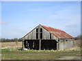 Derelict shed, Ullyatt's Drove in PE20 3RE