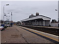 Down-line for Aberdeen, Stonehaven Station in AB39 3SQ