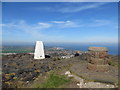 Trig point and direction indicator on North Berwick Law in EH39 4DJ